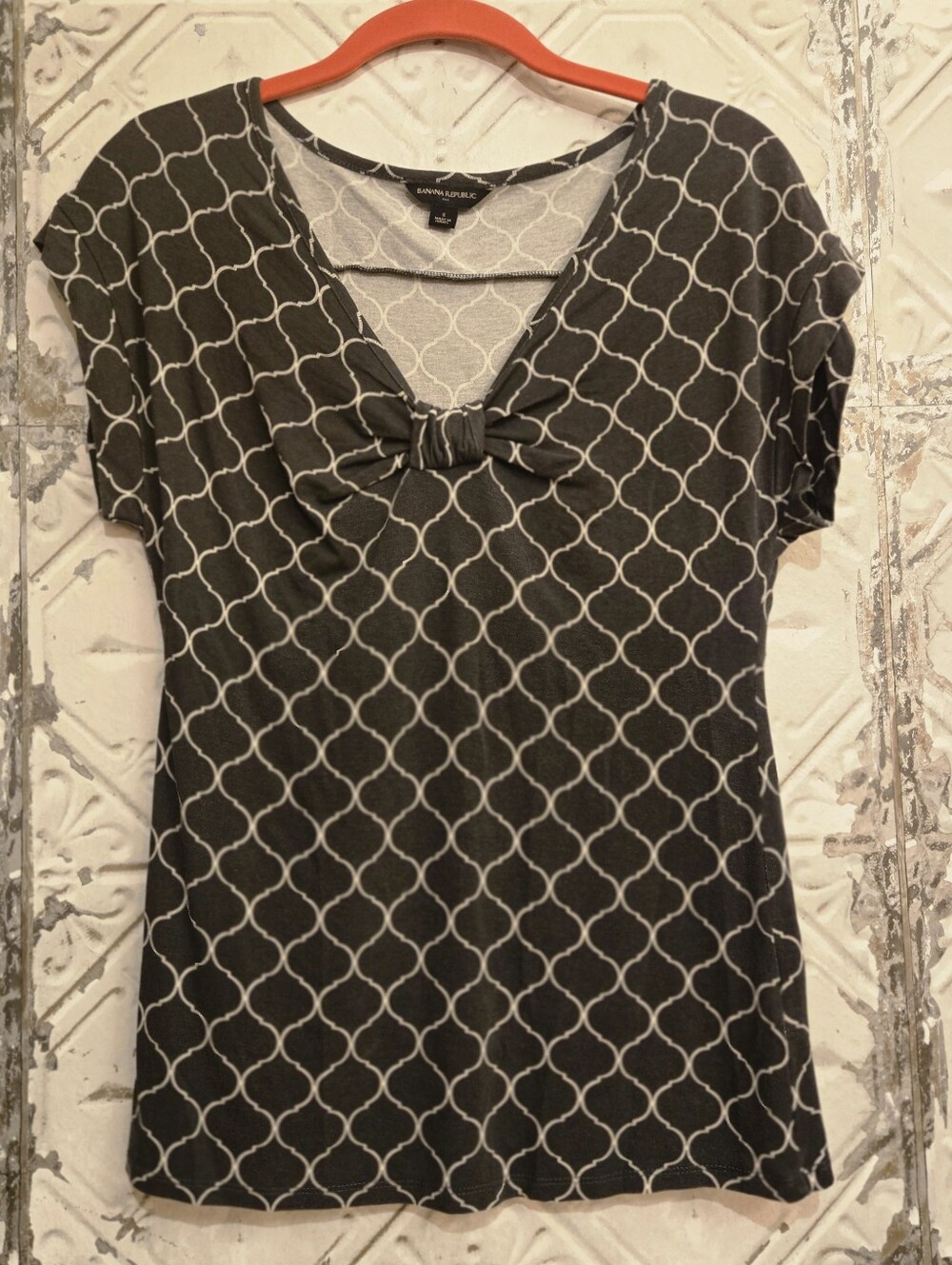 Banana Republic Charcoal/Grey Geometric Knot-Front Short Sleeve Tee Size S